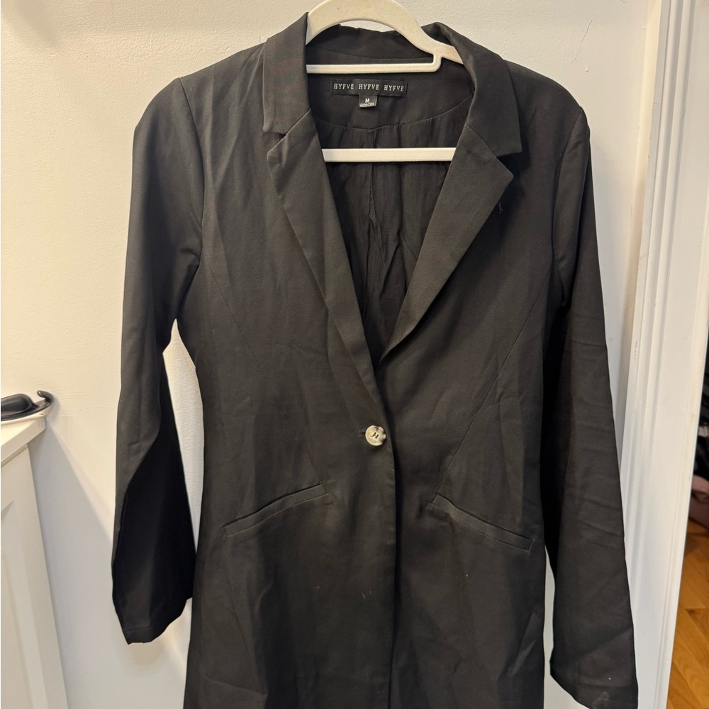 HYFVE Black Tailored Blazer Jacket